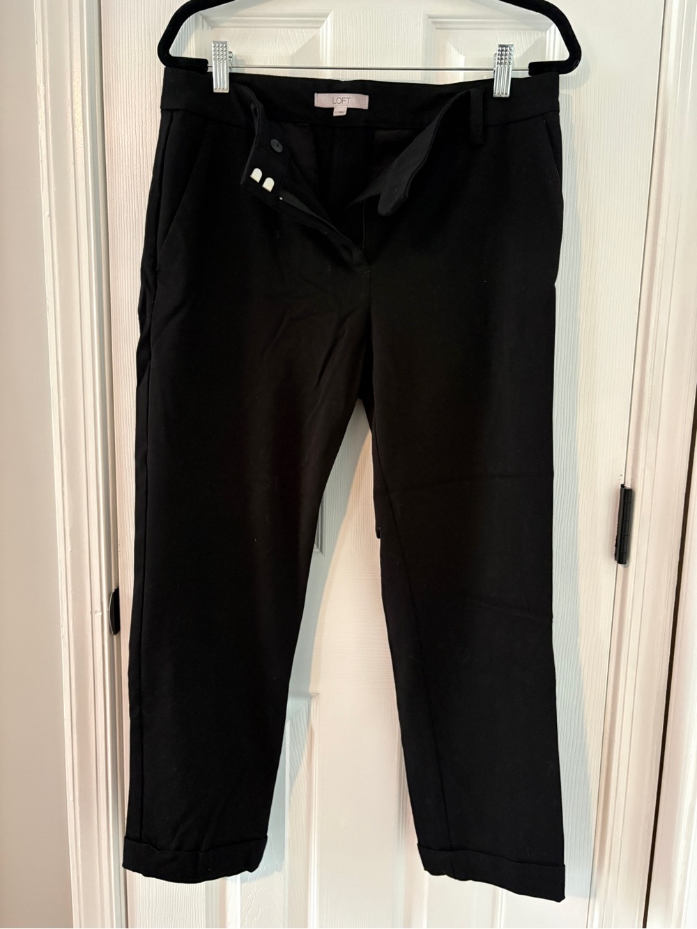 LOFT Black Ankle-Length Straight Pants